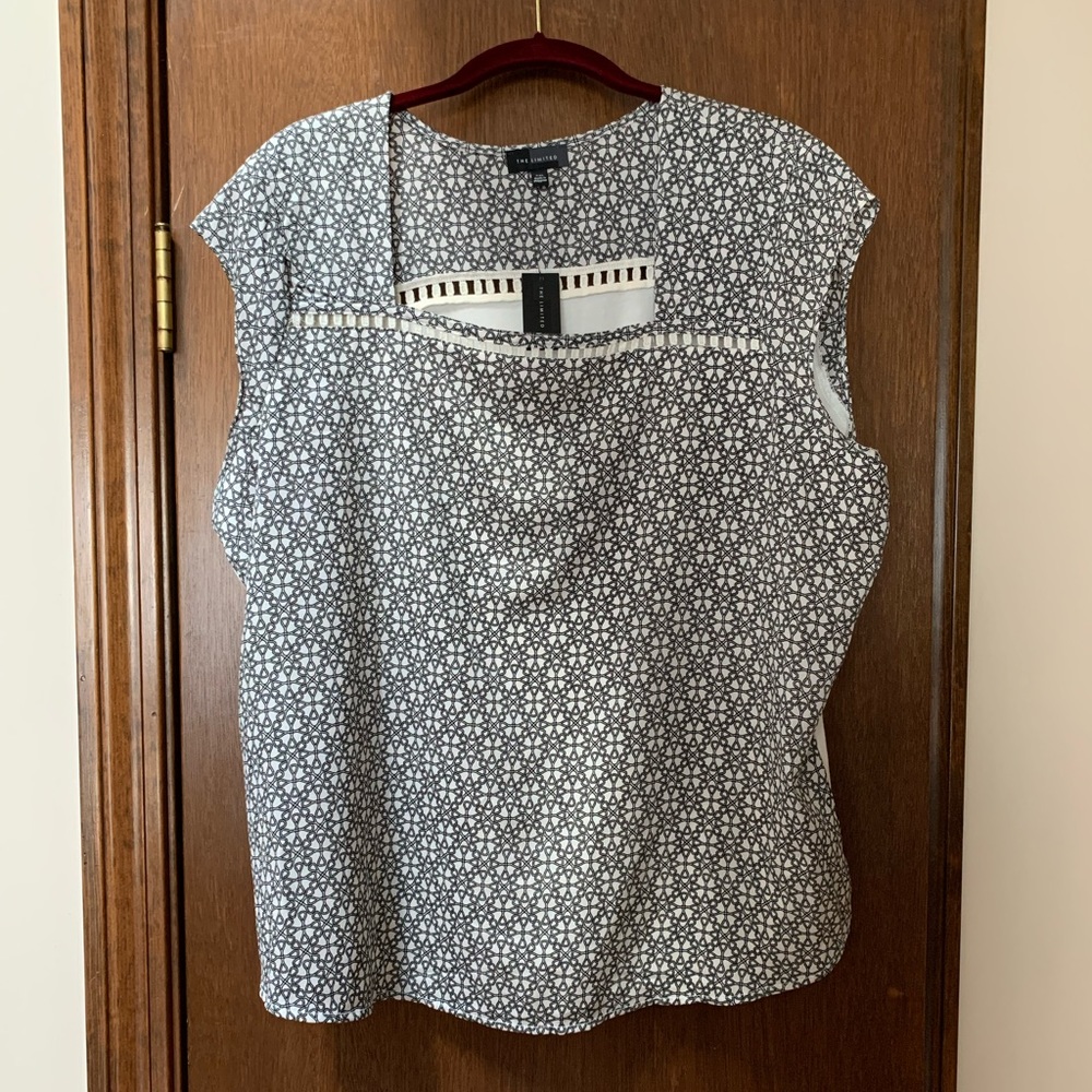 NWT xxl cap sleeve top